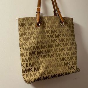 Michael Kors Tote